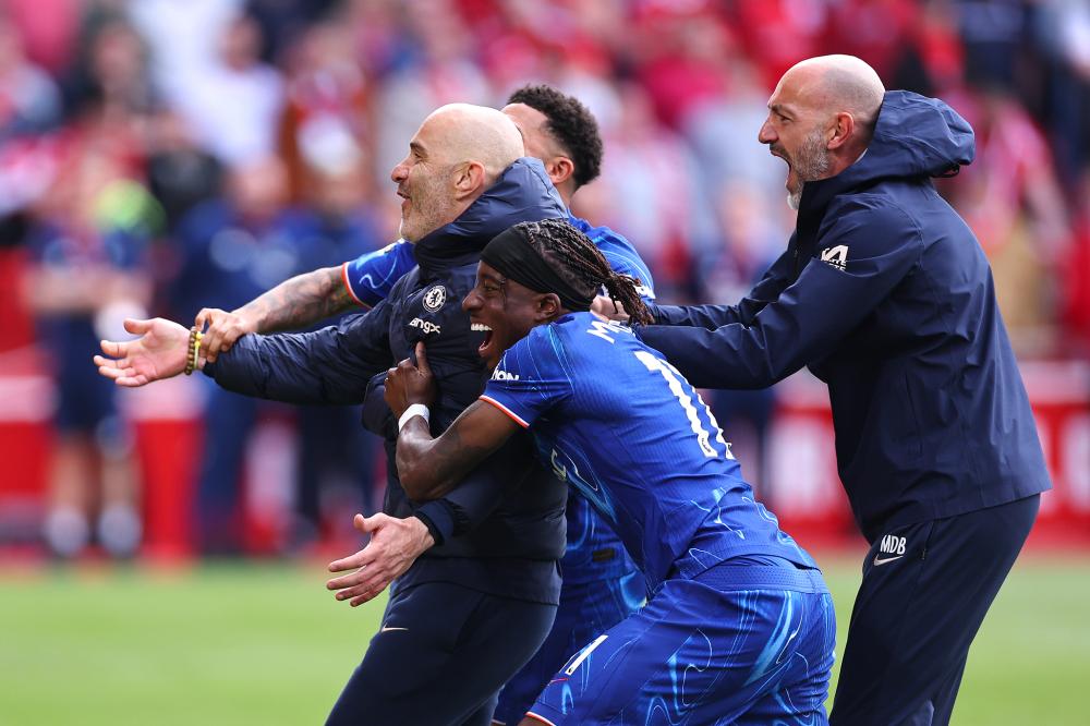 3-2！意大利女排豪取11连胜 埃格努+安娃轮番轰炸 瓦尔加斯26分难救主